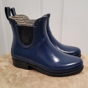 Women's L.L. Bean Wellies Blue Rubber Ankle Rain Boot.  Size 7.